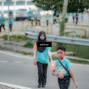 Runner Photo 8301708