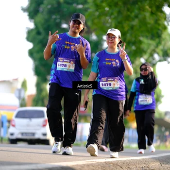 Runner Photo 8301718