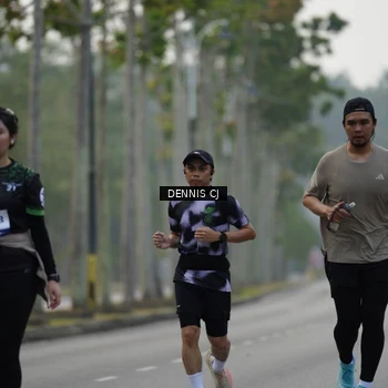 Runner Photo 8301731