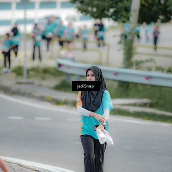 Runner Photo 8301746