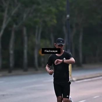 Runner Photo 8301747
