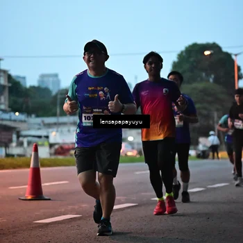 Runner Photo 8301771