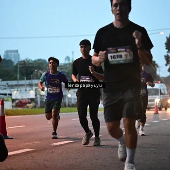 Runner Photo 8301784