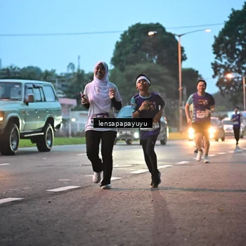 Runner Photo 8301792
