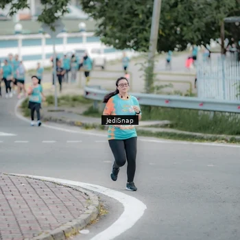 Runner Photo 8301795