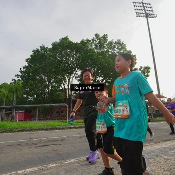 Runner Photo 8301799