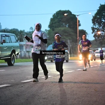 Runner Photo 8301813