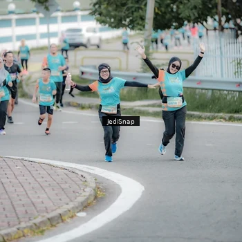Runner Photo 8301818