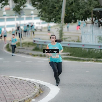 Runner Photo 8301820