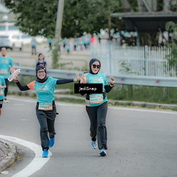 Runner Photo 8301865