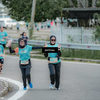 Runner Photo 8301866