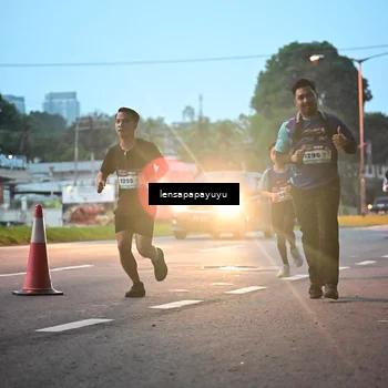 Runner Photo 8301888