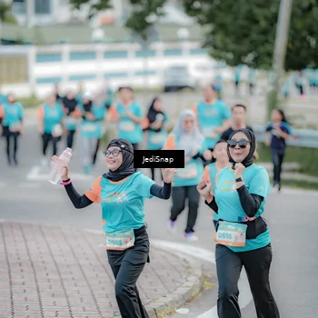 Runner Photo 8301890