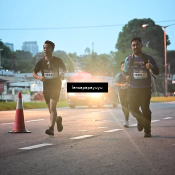 Runner Photo 8301891