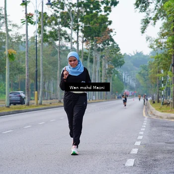 Runner Photo 8301899