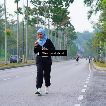 Runner Photo 8301915