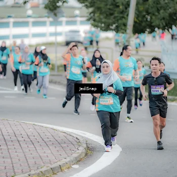 Runner Photo 8301927
