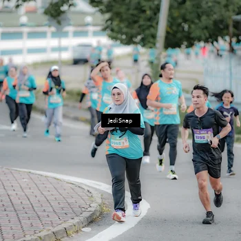 Runner Photo 8301934
