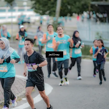 Runner Photo 8301939