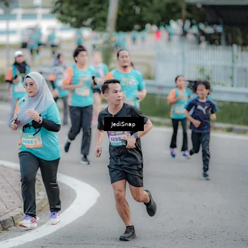 Runner Photo 8301948