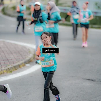 Runner Photo 8301997