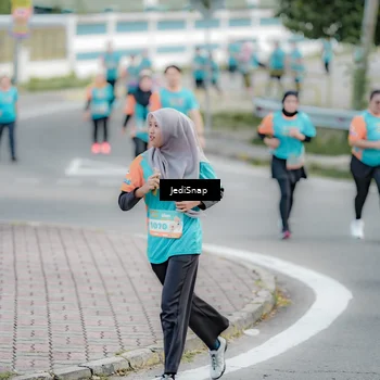 Runner Photo 8302012
