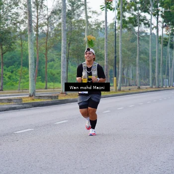 Runner Photo 8302033