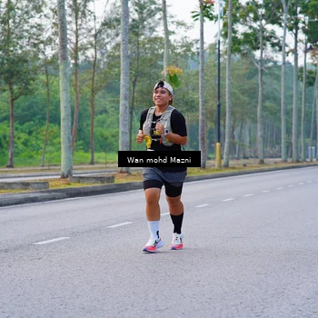 Runner Photo 8302047