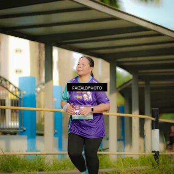Runner Photo 8302054