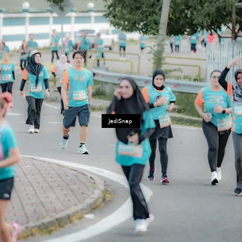 Runner Photo 8302064