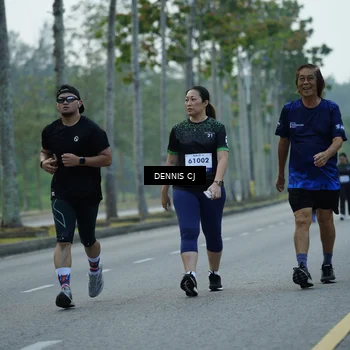 Runner Photo 8302085