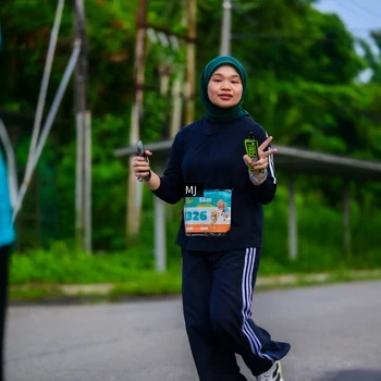 Runner Photo 8302094