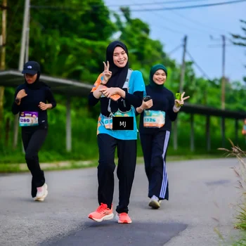 Runner Photo 8302097