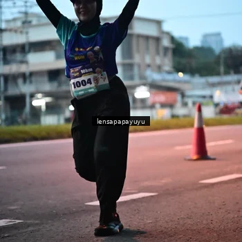 Runner Photo 8302108