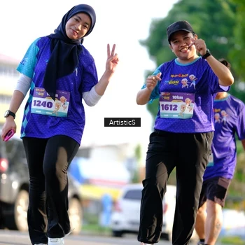 Runner Photo 8302110
