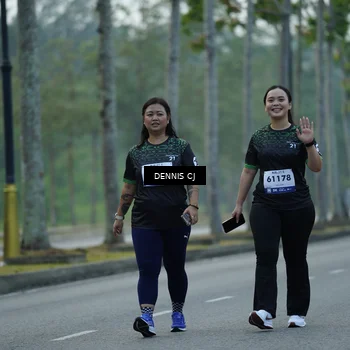 Runner Photo 8302119