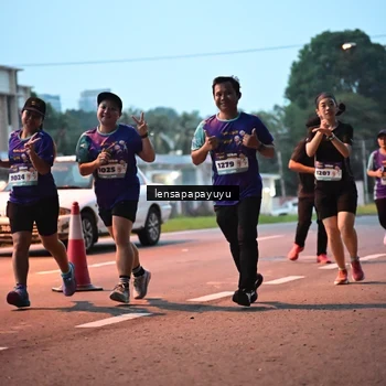 Runner Photo 8302127