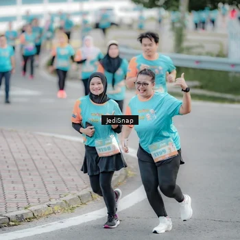 Runner Photo 8302136