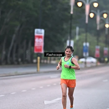 Runner Photo 8302165