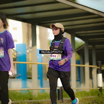 Runner Photo 8302179