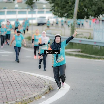 Runner Photo 8302186