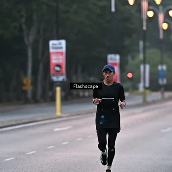 Runner Photo 8302209