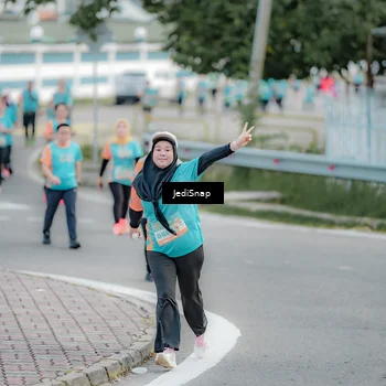 Runner Photo 8302217