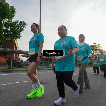 Runner Photo 8302224
