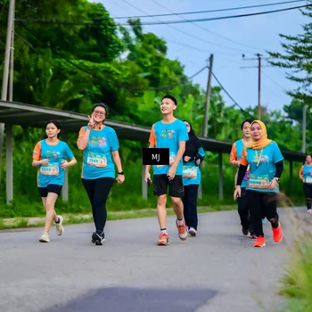 Runner Photo 8302245