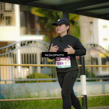 Runner Photo 8302273