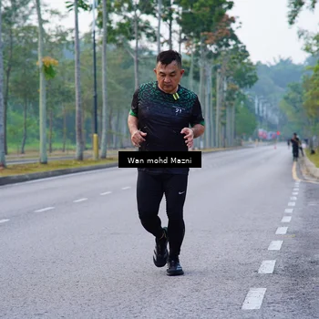 Runner Photo 8302282