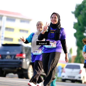 Runner Photo 8302290