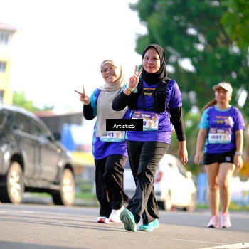 Runner Photo 8302309