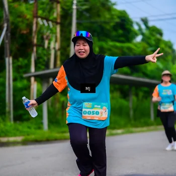 Runner Photo 8302326